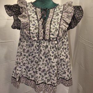 Carolina Belle Flutter Sleeve Lavender & White Floral Blouse L